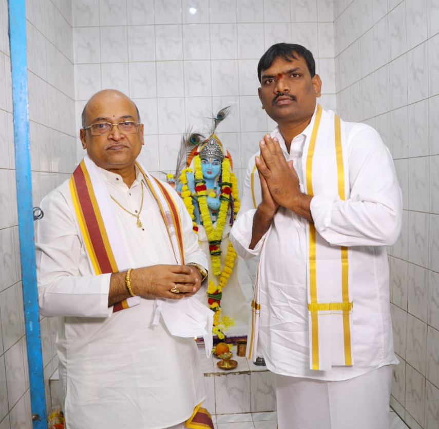 Dharma Seva — Temple Darshan